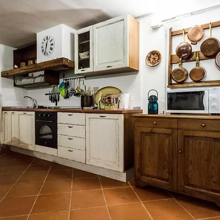 Villa Borgo Casale Il Castagno D'Andrea